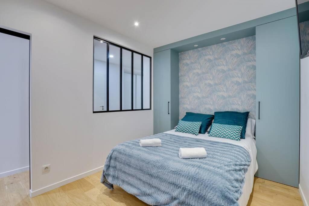 Suite Luxury Republique Paris Exterior foto